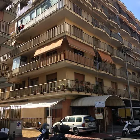 Apartment Silvi Ventimiglia